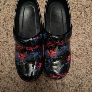Dansko Women’s size 36. Hardly worn XP-Professional